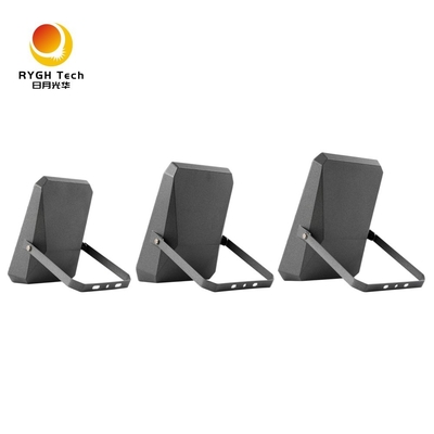Lampu Sorot LED Surya Multifungsi Remote Control 35W Area Penyinaran 300 Meter Persegi Waktu Pelepasan Lama Garansi 2 Tahun