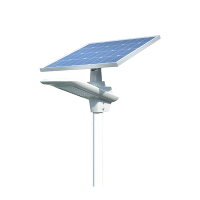 Lampu Jalan Luar Ruang Bertenaga Surya Terpadu 40 Watt 130-150lm / w Lumen Tinggi