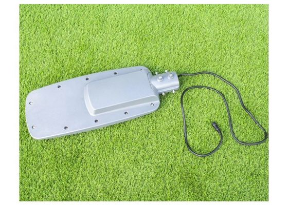 7800-9000LM Lampu Jalan Surya Otomatis Persetujuan IP65 60W 140LM ​​/ W CE